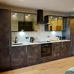 8 Tarn End Cottage, A Luxurious For Romantic Break Overlooking Talkin Tarn Close To Hadrians