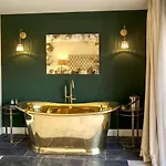 8 Tarn End Cottage, A Luxurious For Romantic Break Overlooking Talkin Tarn Close To Hadrians * Carlisle (Cumbria)