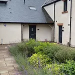 Prázdninový dům 8 Tarn End Cottage, A Luxurious For Romantic Break Overlooking Talkin Tarn Close To Hadrians