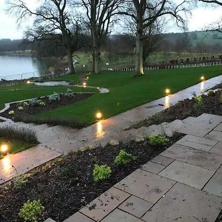 8 Tarn End Cottage, A Luxurious For Romantic Break Overlooking Talkin Tarn Close To Hadrians Nyaraló Carlisle