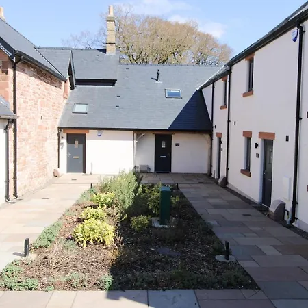 Tarn End 8, Talkin Tarn, Brampton * Carlisle (Cumbria)
